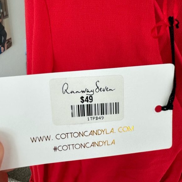 Cotton candy LA RunWay Seven Red top - Picture 4 of 11